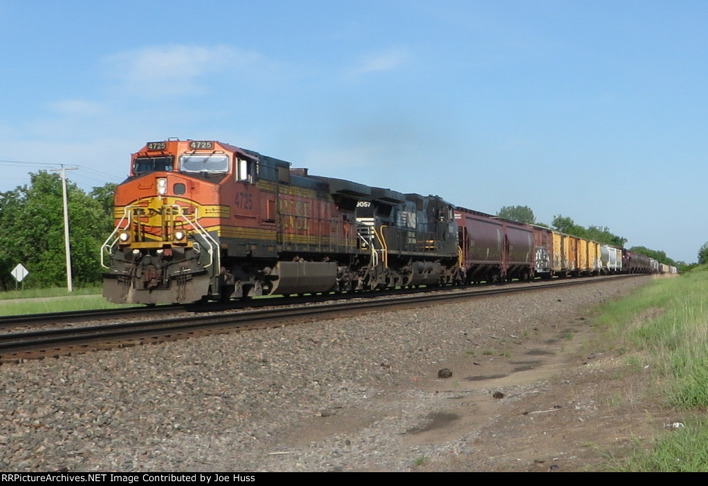 BNSF 4725 East